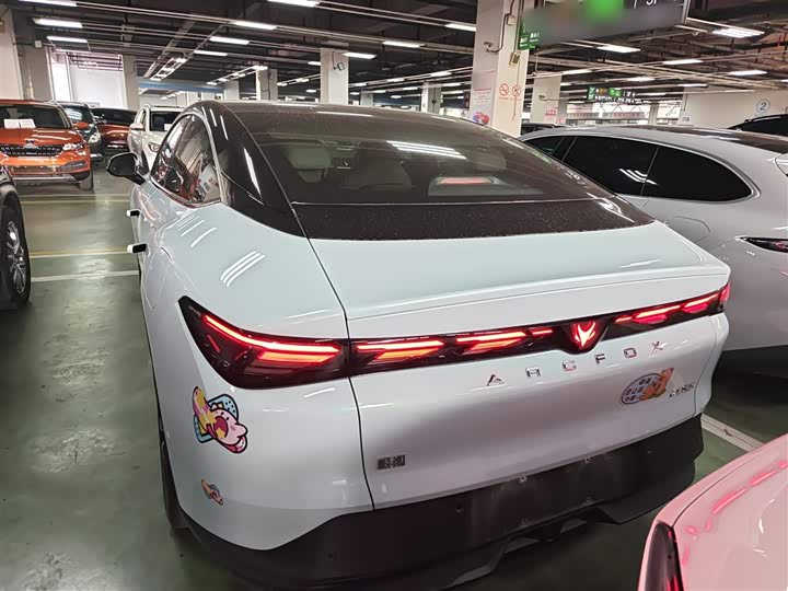 BAIC Arcfox Alpha S5 2024 2024款 560MAX 185kW