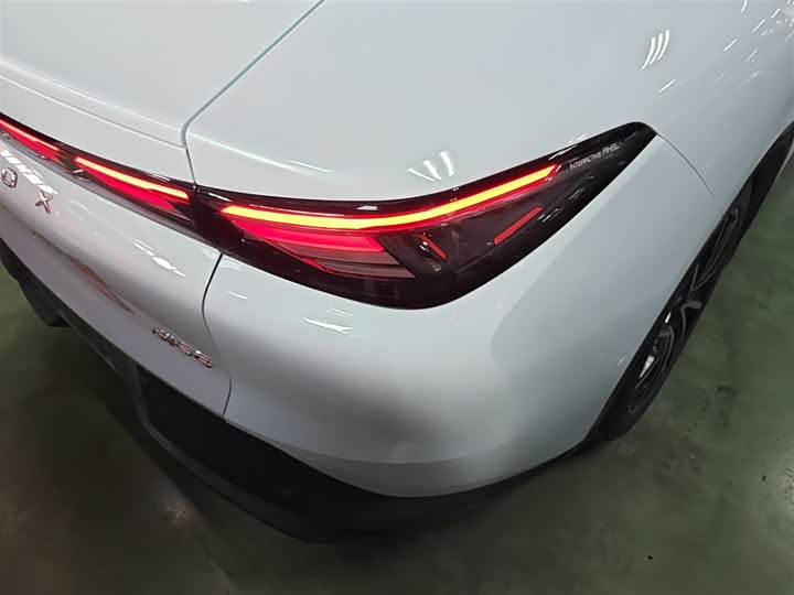 BAIC Arcfox Alpha S5 2024 2024款 560MAX 185kW