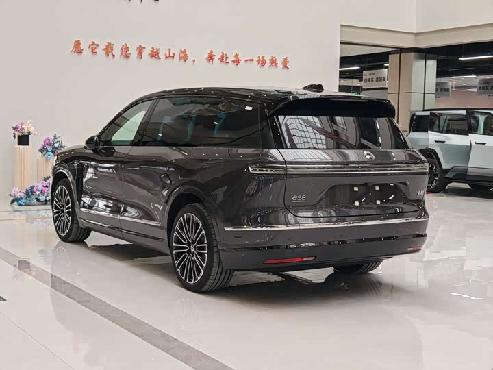 Nio ES8 2026 2026款 六座行政签名版