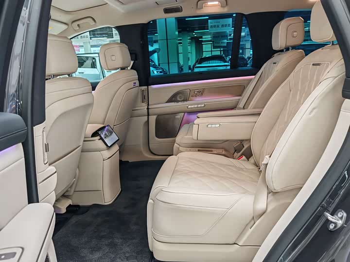 Nio ES8 2026 2026款 六座行政签名版