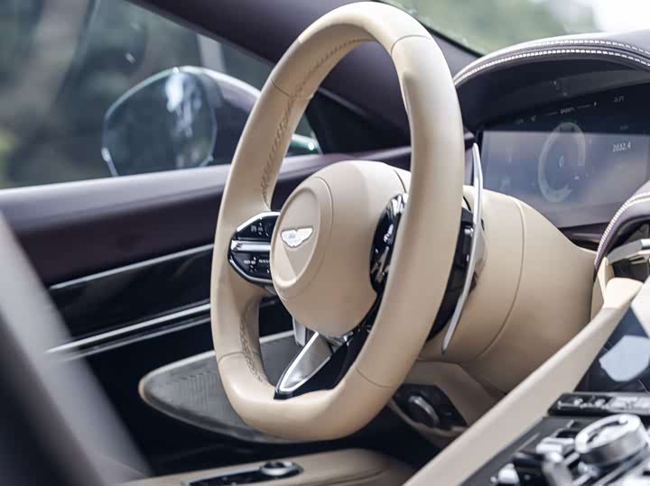 Aston Martin DB12 2023 2023款 4.0T V8 Coupe