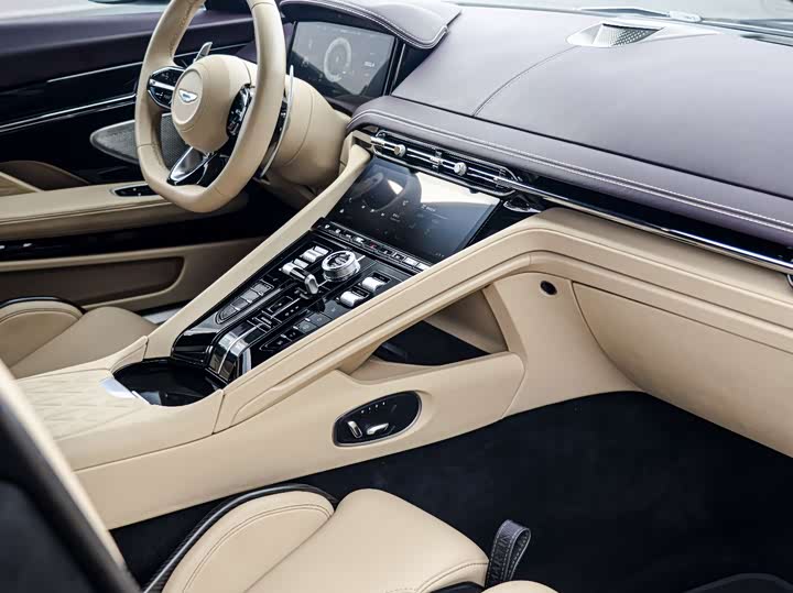 Aston Martin DB12 2023 2023款 4.0T V8 Coupe