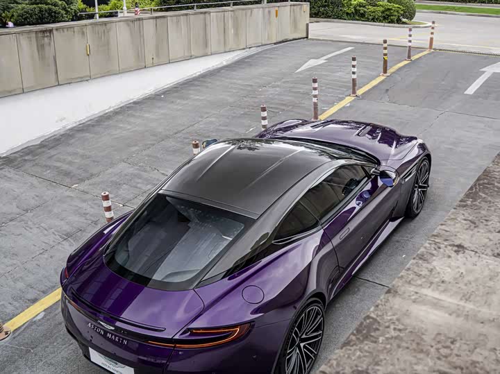 Aston Martin DB12 2023 2023款 4.0T V8 Coupe