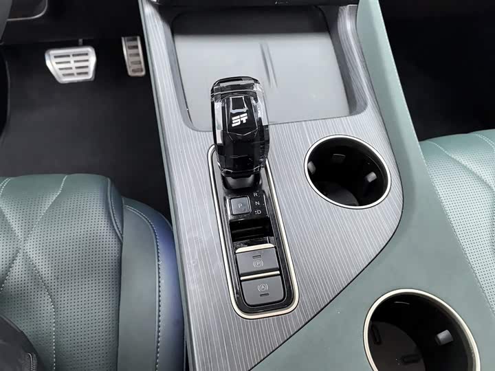 Jetour Shanhai L9 2024 2024款 1.5TD 2DHT Max 7座