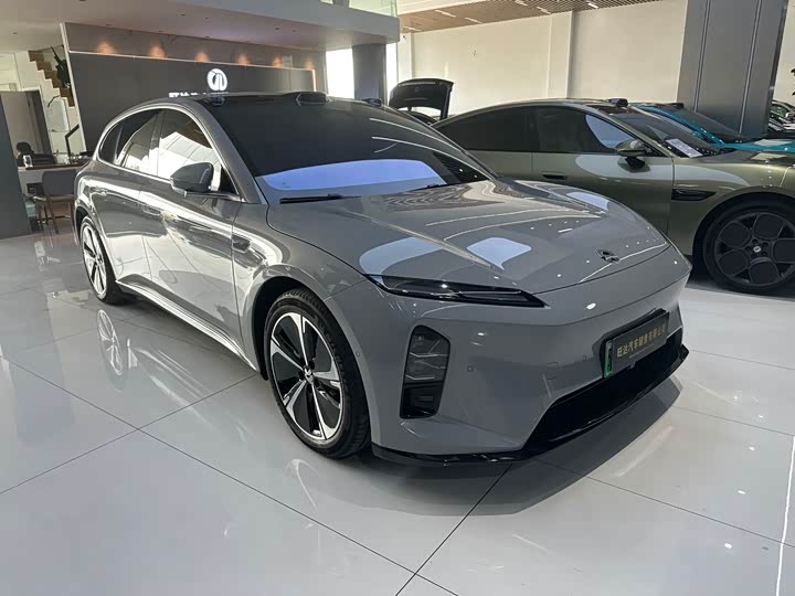 2025 Nio ET5T