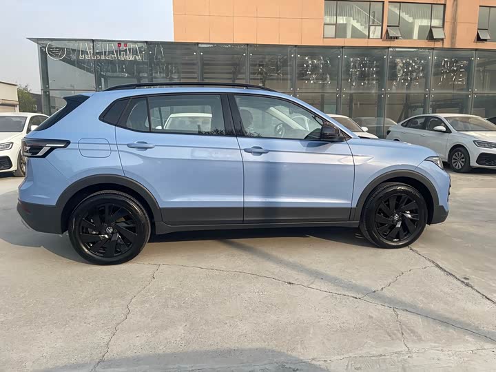 Volkswagen Tharu 2025 2025款 新锐 300TSI 锐享版