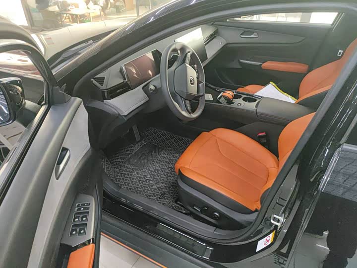 Changan UNI-V 2025 2025款 第三代 2.0T 劲擎型