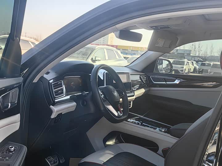 Volkswagen Teramont X 2024 2024款 途昂X 380TSI 四驱尊崇旗舰版