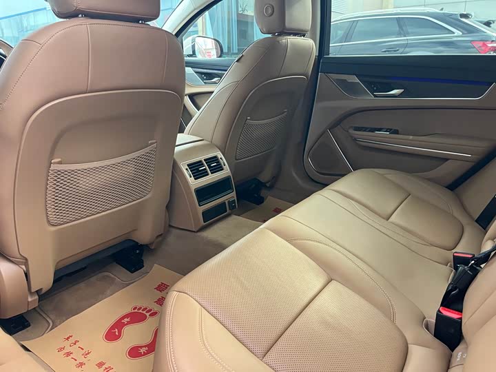 Jaguar XF L 2024 2024款 2.0T P250 两驱尊享豪华版