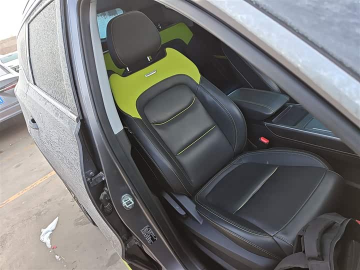 Chery Tiggo 7 Plus 2022 2022款 鲲鹏版 1.6TGDI DCT 贵妃黄限定版 尊贵型