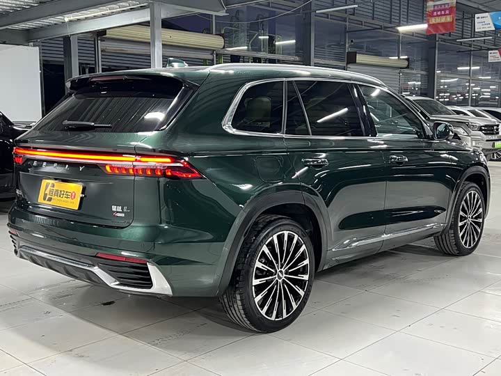 Geely Monjaro 2025 2025款 东方曜 2.0TD 自动四驱望月版