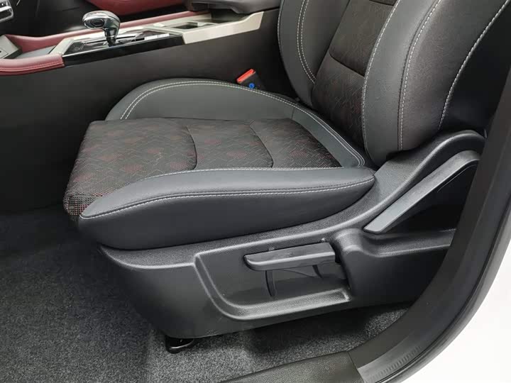 Jetour X70 2023 2023款 1.5T DCT超越PRO版 5座