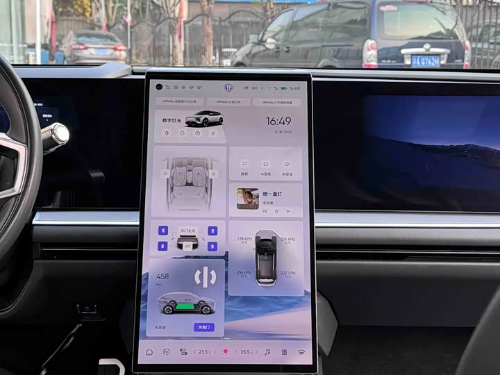 HiPhi Y 2023 2023款 560km 先锋版