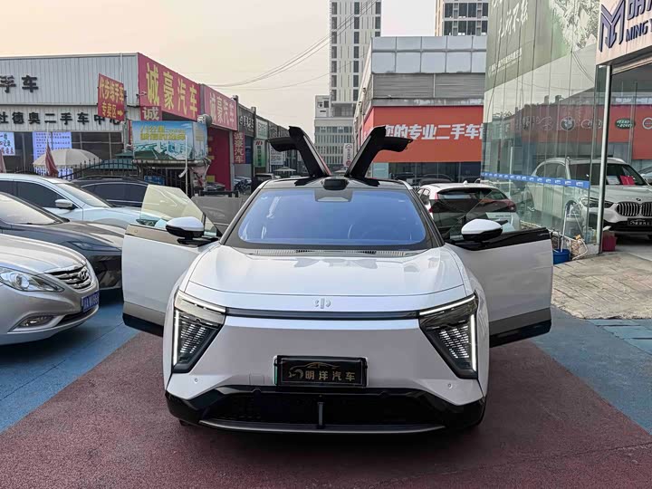 HiPhi Y 2023 2023款 560km 先锋版