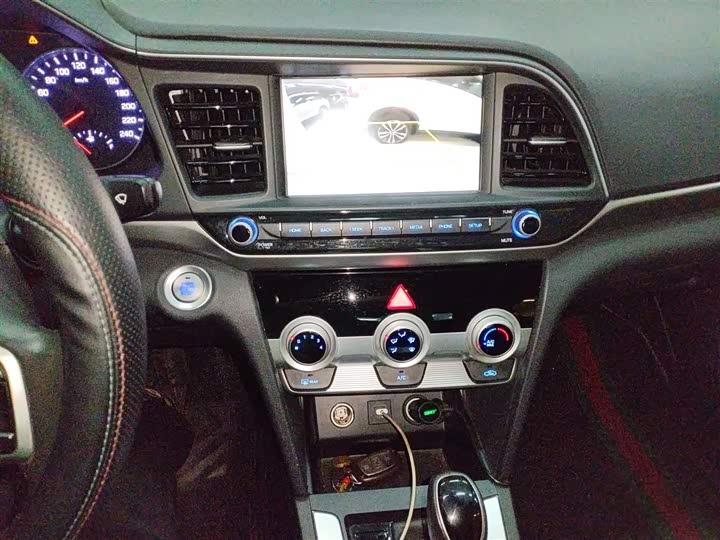 Hyundai Elantra 2020 2020款 1.5L CVT智炫·精英型