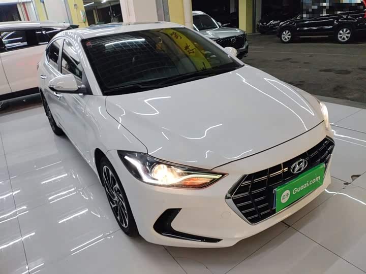 Hyundai Elantra 2020 2020款 1.5L CVT智炫·精英型