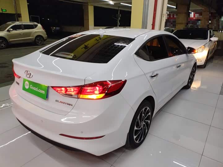 Hyundai Elantra 2020 2020款 1.5L CVT智炫·精英型