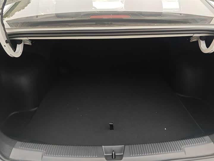 Roewe i5 2026 2026款 1.5L CVT豪华版