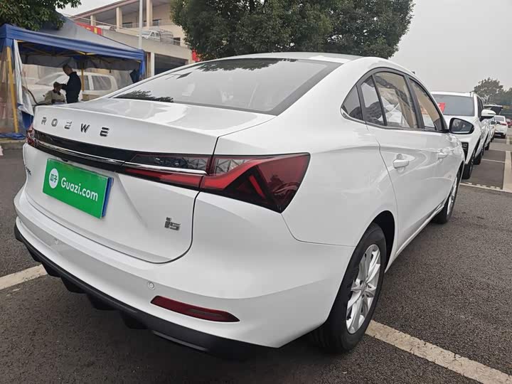 Roewe i5 2026 2026款 1.5L CVT豪华版