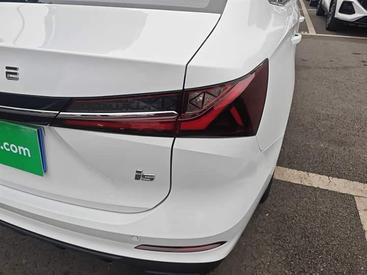 Roewe i5 2026 2026款 1.5L CVT豪华版