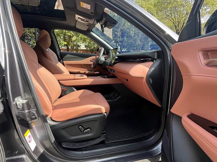 Changan UNI-Z 2025 2025款 1.5T 尊贵型