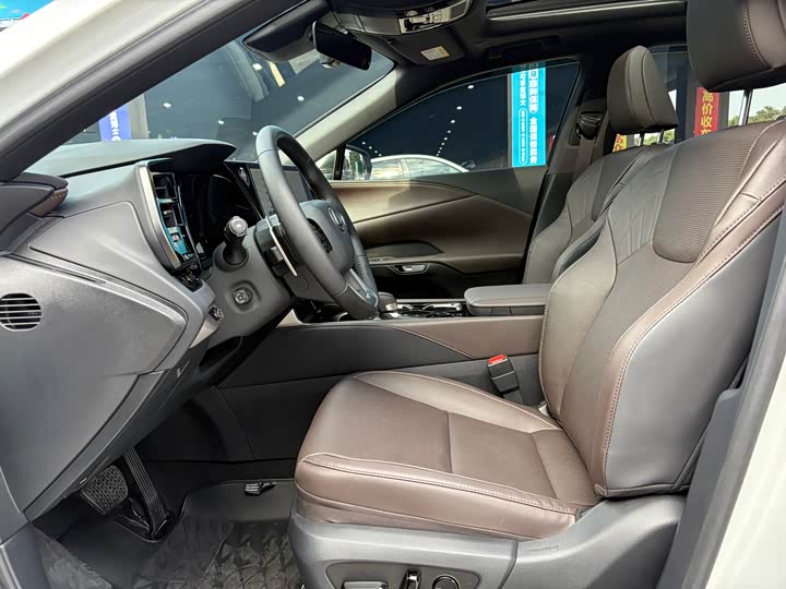 Lexus RX 2025 2025款 350h 四驱醇享版