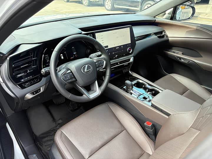 Lexus RX 2025 2025款 350h 四驱醇享版