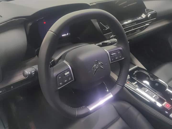 Citroen C5 X 2023 2023款 1.6T 享不凡