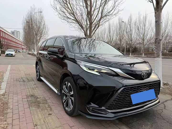 Toyota Granvia 2024 2024款 2.5L混动 尊贵PLUS版