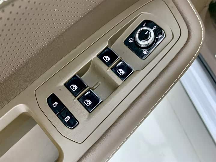 Volkswagen Viloran 2024 2024款 330TSI 豪华版