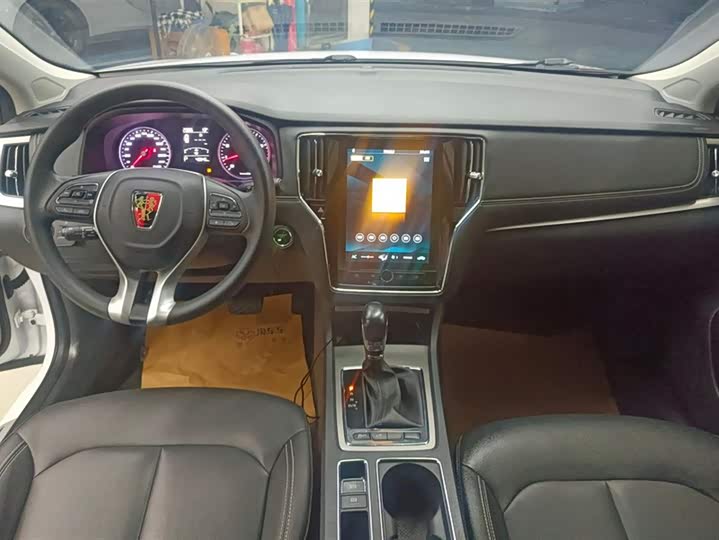 Roewe i6 2020 2020款 PLUS 1.6L CVT 4G互联荣耀旗舰版