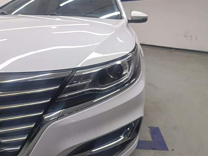 Roewe i6 2020 2020款 PLUS 1.6L CVT 4G互联荣耀旗舰版
