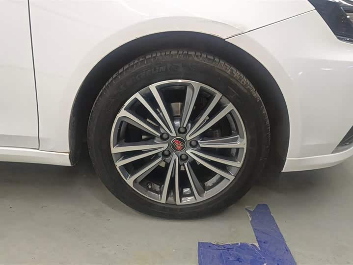 Roewe i6 2020 2020款 PLUS 1.6L CVT 4G互联荣耀旗舰版