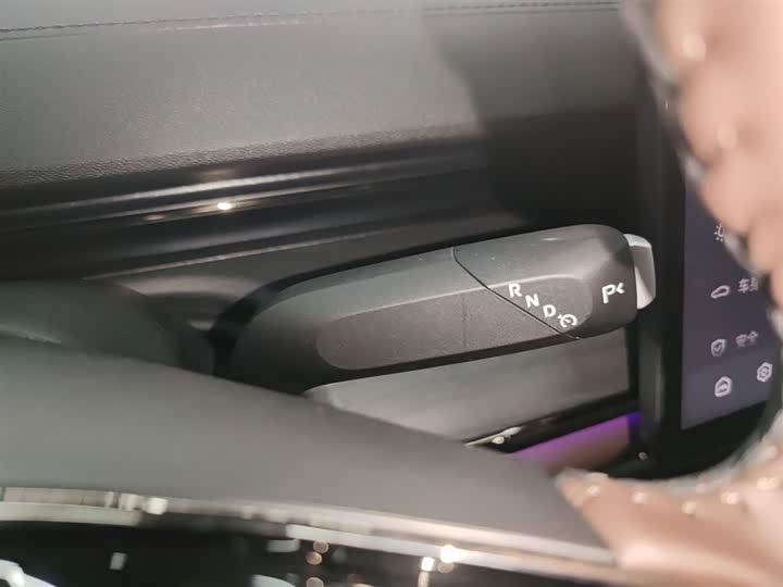 Changan Qiyuan (Nevo) A07 2025 2025款 蓝鲸增程版 230尊贵型