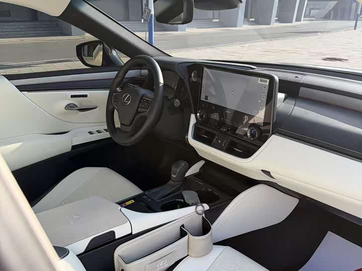 Lexus ES 2025 2025款 200 臻享版