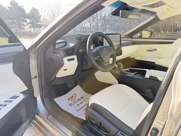 Lexus ES 2025 2025款 200 臻享版