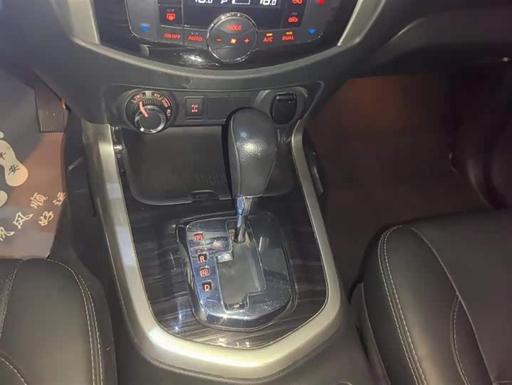 Nissan Terra 2020 2020款 2.5L XV 4WD 自动四驱旗舰版