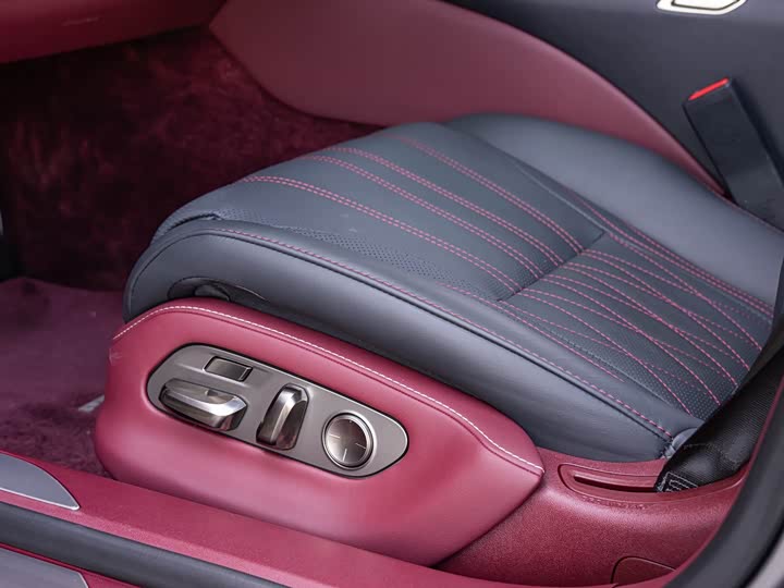 Lexus LS 2024 2024款 500h 行政版