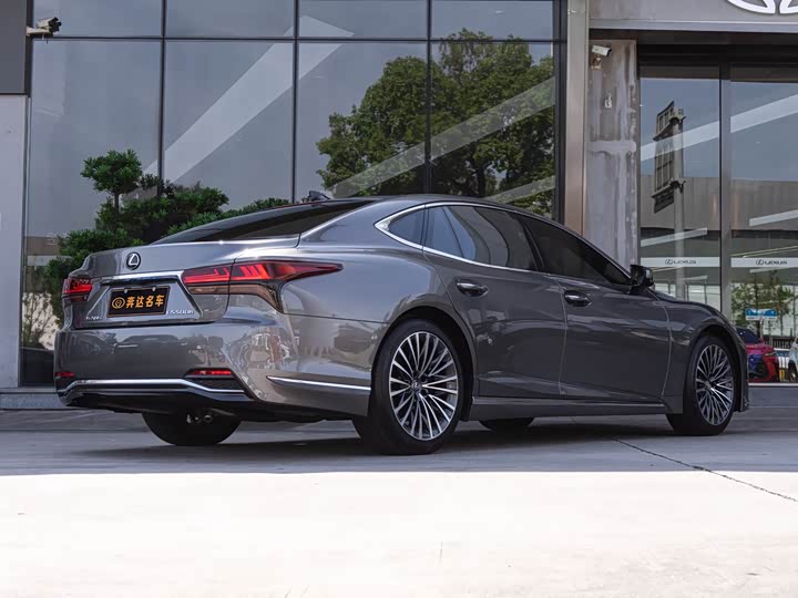 Lexus LS 2024 2024款 500h 行政版