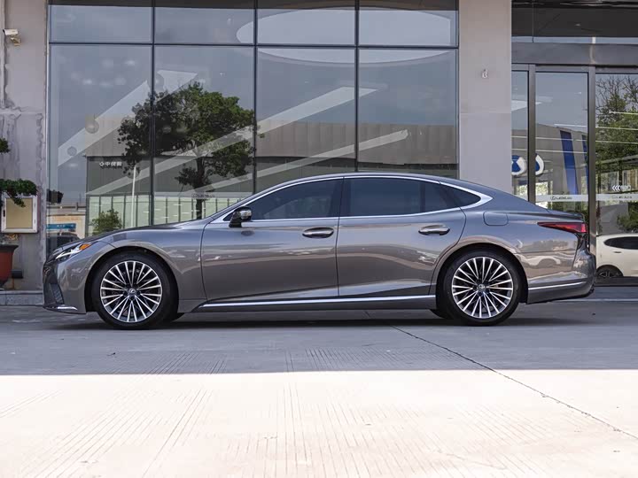 Lexus LS 2024 2024款 500h 行政版