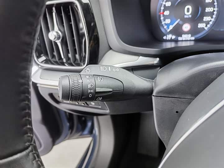 Volvo S60 Hybrid 2022 2022款 T8 E驱混动 四驱智逸豪华版