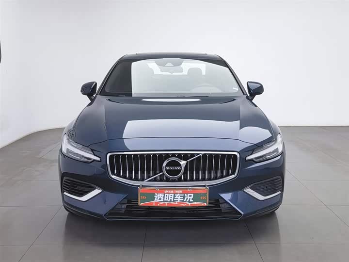 Volvo S60 Hybrid 2022 2022款 T8 E驱混动 四驱智逸豪华版
