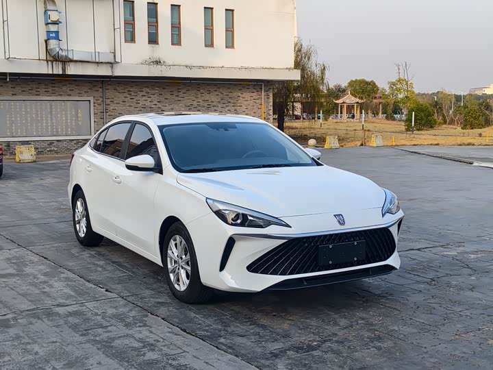 Roewe i5 2023 2023款 1.5L 手动舒享版