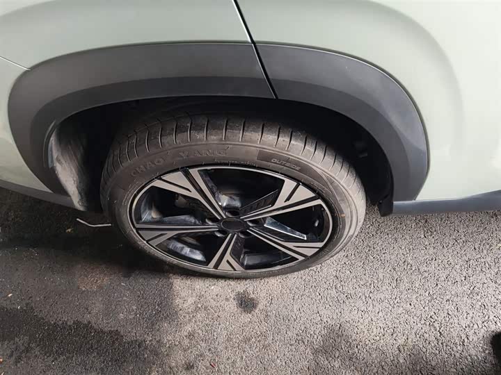 Geely Atlas 2023 2023款 博越COOL 1.5TD 智尊型