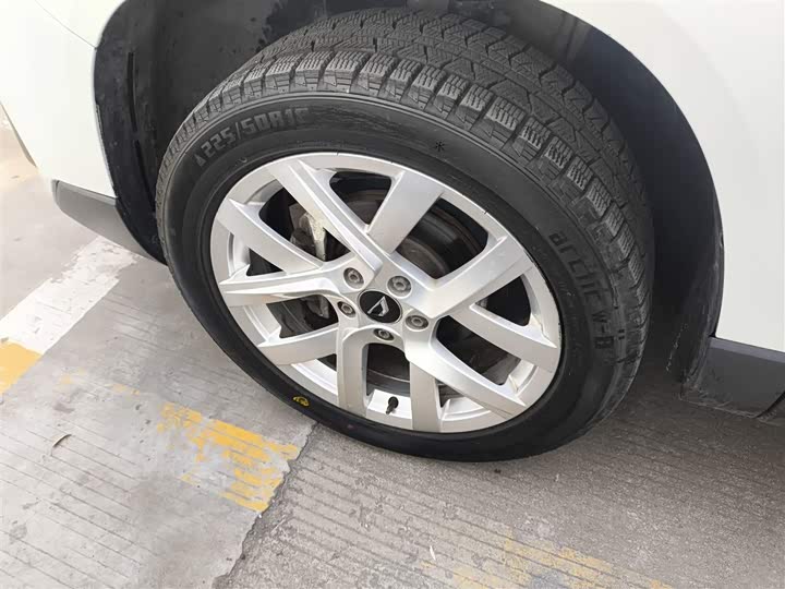 Jetta VS7 2023 2023款 280TSI 自动进取版