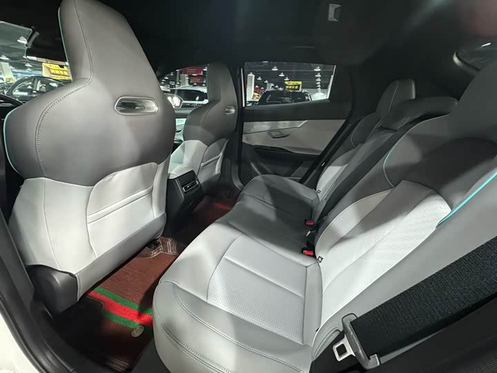 Changan UNI-T 2023 2023款 第二代 1.5T 尊贵型