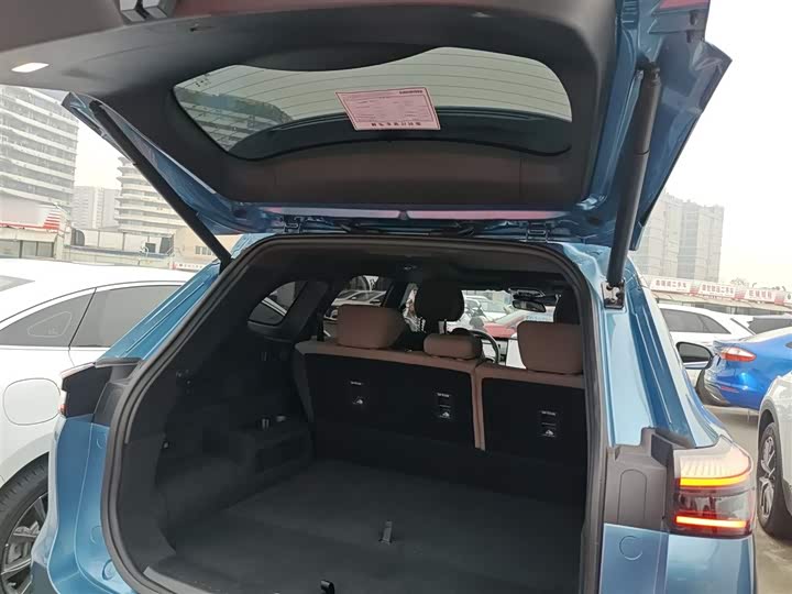 Chery Tiggo 8 Plus C-DM 2025 2025款 1.5T 116km 尊贵型 5座