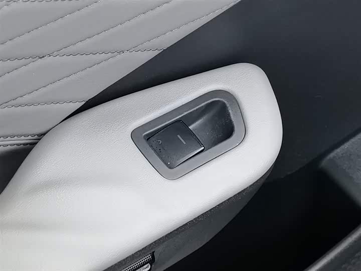 Toyota bZ3 2024 2024款 517km 精英 PRO