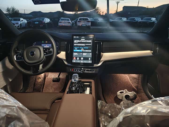 Volvo S90 2026 2026款 B5 智远豪华版