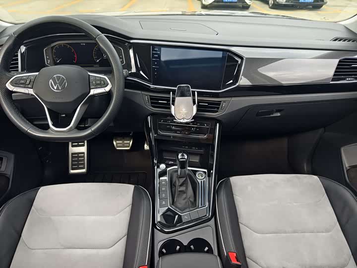 Volkswagen Tayron X 2023 2023款 330TSI 两驱尊贵高能版